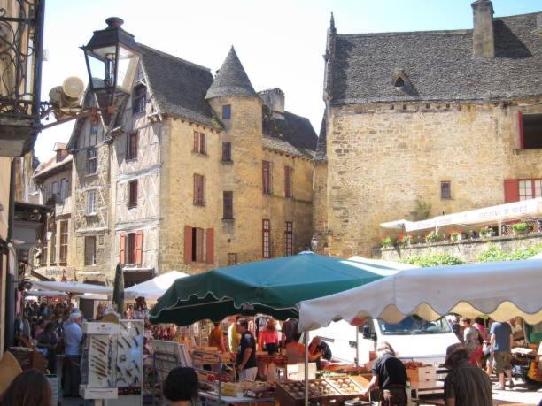 La Venelle Appartement Sarlat-la-Canéda Buitenkant foto